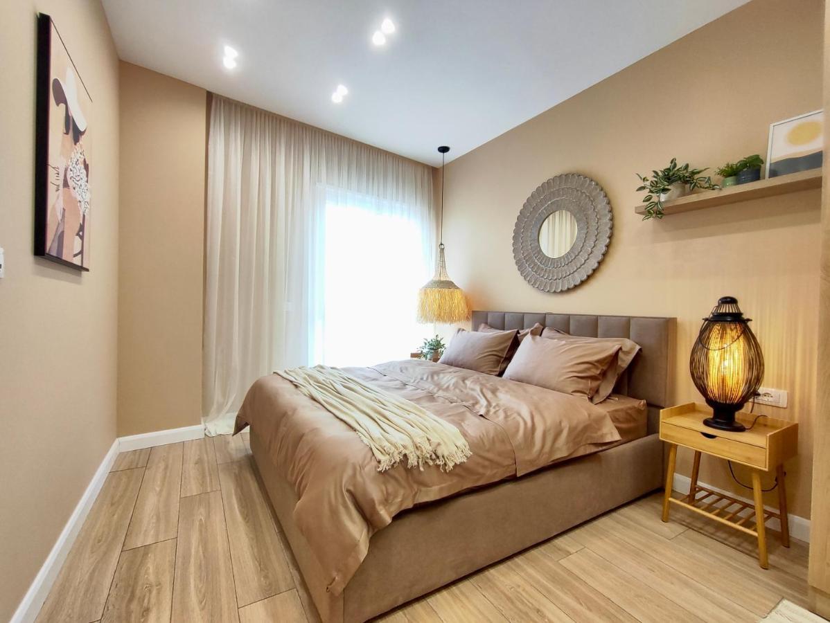 Apartamento Modern Style 2Br-Apt - 10Min To Skanderbeg Square Tirana Exterior foto